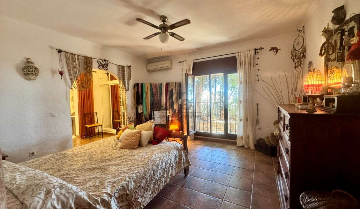 property_244577_373