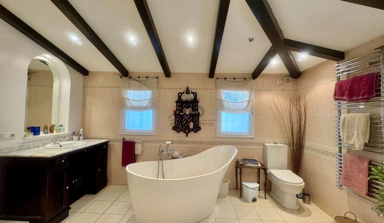 property_244577_887